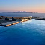 Under The Sun Cycladic Village Hotel Tínos