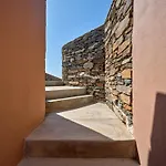 Under The Sun Cycladic Village Hotel Tínos
