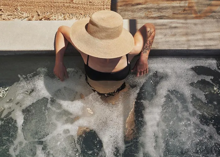 Отель Under The Sun Cycladic Village Тинос