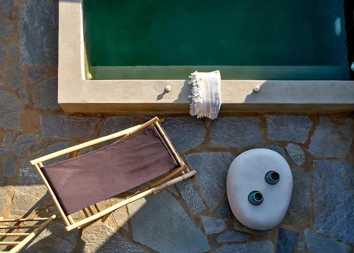 Отель Under The Sun Cycladic Village *