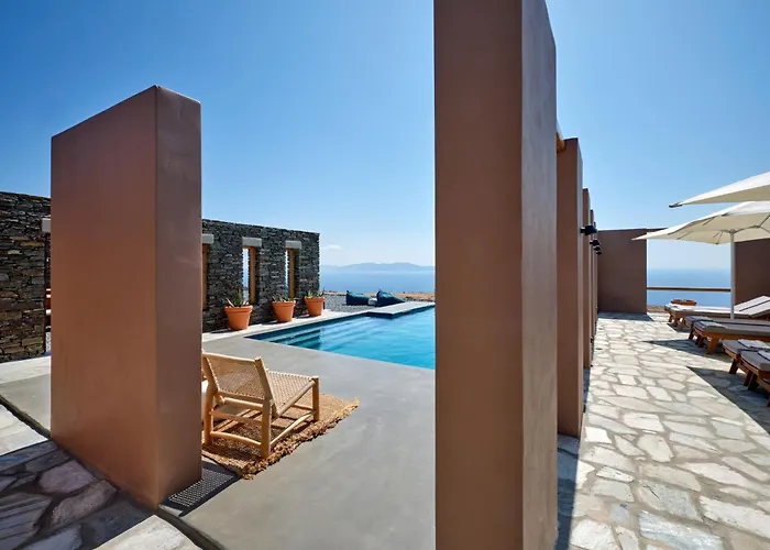 Отель Under The Sun Cycladic Village *