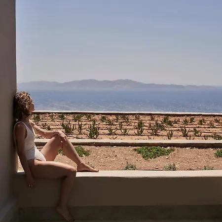 Under The Sun Cycladic Village מלון