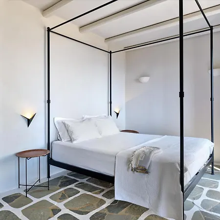 Under The Sun Cycladic Village * Tínos