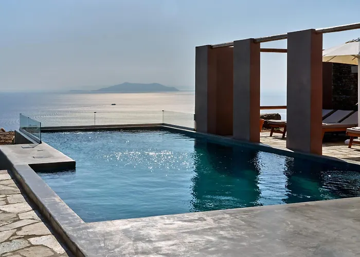 Under The Sun Cycladic Village Tínos