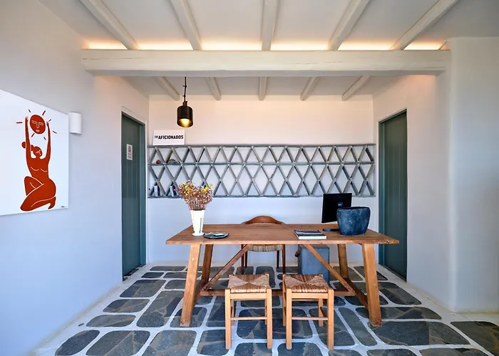 Ξενοδοχείο Under The Sun Cycladic Village